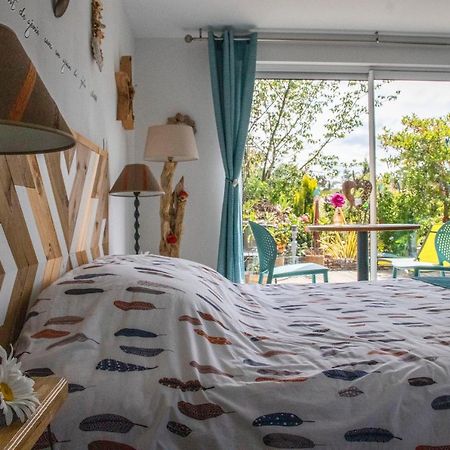 Oe Taoe Hotel Ardres Luaran gambar